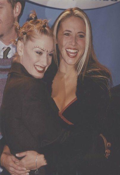 File:FamilyFriends TroyAndGwen.jpg