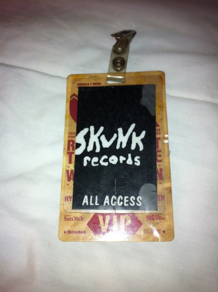 File:Frontpass.jpg