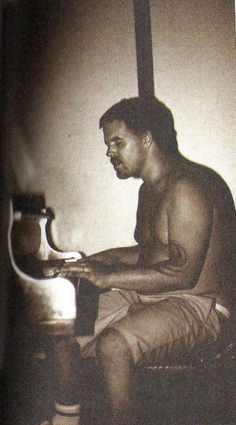 File:Brad Playing Piano.jpg
